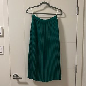 Aritzia babaton Jude skirt